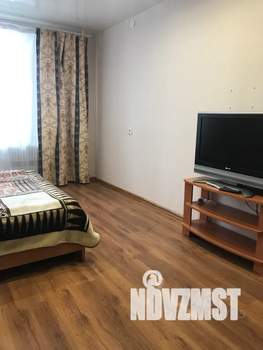 1-к квартира, посуточно, 42м2, 6/16 этаж