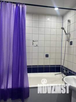 Студия квартира, посуточно, 40м2, 8/9 этаж