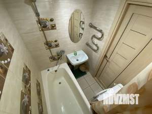 1-к квартира, посуточно, 42м2, 1/5 этаж