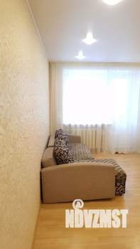 1-к квартира, посуточно, 33м2, 9/9 этаж