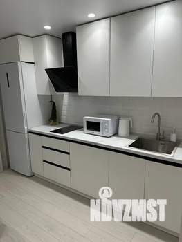 1-к квартира, посуточно, 40м2, 7/10 этаж