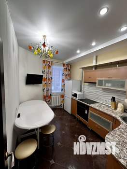 3-к квартира, посуточно, 70м2, 1/3 этаж