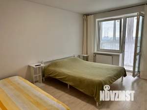 1-к квартира, посуточно, 40м2, 15/18 этаж