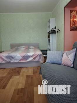 1-к квартира, посуточно, 39м2, 7/10 этаж