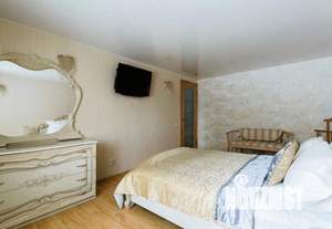 1-к квартира, посуточно, 54м2, 1/1 этаж