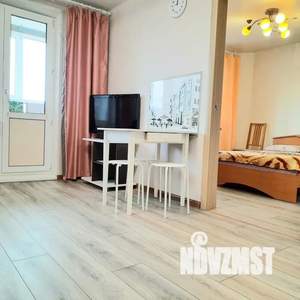 2-к квартира, посуточно, 34м2, 1/17 этаж