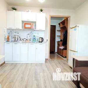 2-к квартира, посуточно, 34м2, 1/17 этаж