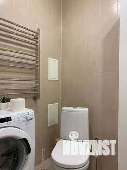 Студия квартира, посуточно, 40м2, 10/16 этаж