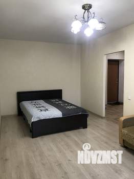 1-к квартира, посуточно, 37м2, 1/9 этаж