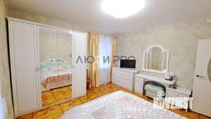 3-к квартира, на длительный срок, 100м2, 1/3 этаж