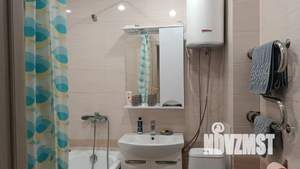 1-к квартира, посуточно, 38м2, 7/10 этаж