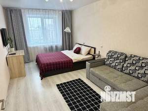 1-к квартира, посуточно, 42м2, 1/1 этаж