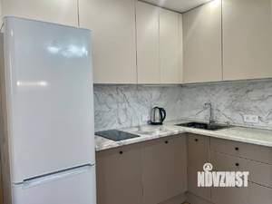 Студия квартира, посуточно, 35м2, 2/9 этаж