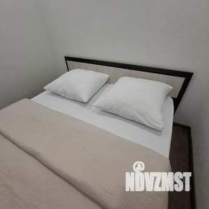 1-к квартира, посуточно, 40м2, 4/6 этаж