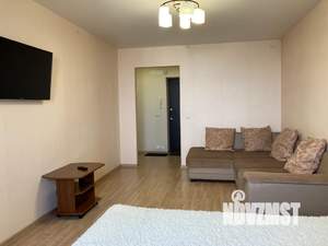 1-к квартира, посуточно, 43м2, 15/16 этаж