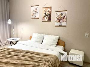 1-к квартира, посуточно, 37м2, 2/10 этаж