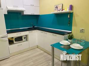 Студия квартира, посуточно, 35м2, 3/11 этаж