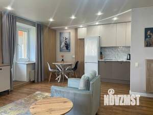 Студия квартира, посуточно, 35м2, 2/10 этаж