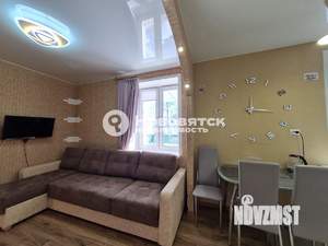 3-к квартира, вторичка, 60м2, 1/10 этаж