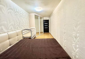 3-к квартира, вторичка, 57м2, 5/5 этаж