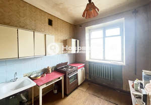 3-к квартира, вторичка, 80м2, 1/2 этаж