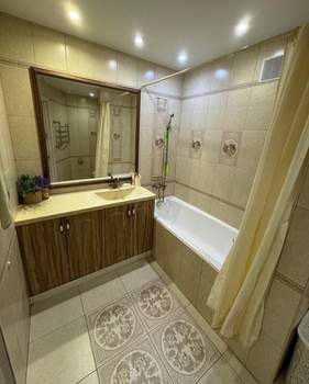 2-к квартира, вторичка, 60м2, 9/10 этаж