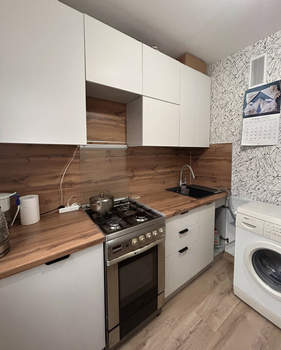 2-к квартира, вторичка, 42м2, 5/5 этаж