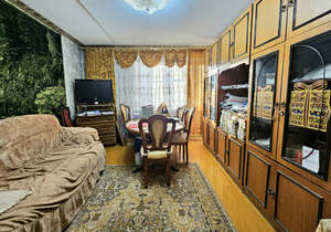 3-к квартира, вторичка, 61м2, 2/10 этаж