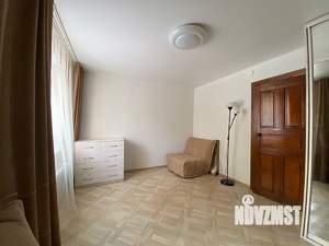 2-к квартира, вторичка, 55м2, 1/5 этаж