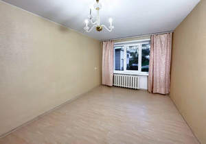 2-к квартира, вторичка, 41м2, 1/5 этаж