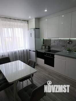 2-к квартира, вторичка, 64м2, 4/9 этаж