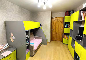 2-к квартира, вторичка, 53м2, 1/5 этаж