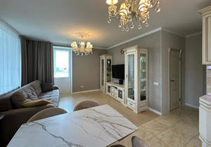 3-к квартира, вторичка, 82м2, 8/17 этаж