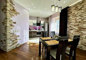 3-к квартира, вторичка, 106м2, 1/5 этаж