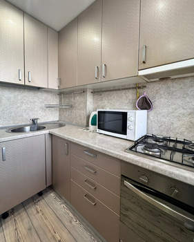 2-к квартира, вторичка, 42м2, 1/5 этаж