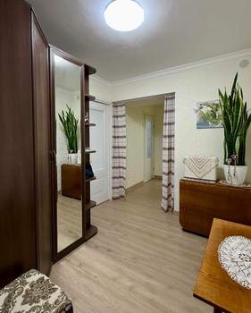 2-к квартира, вторичка, 48м2, 1/9 этаж