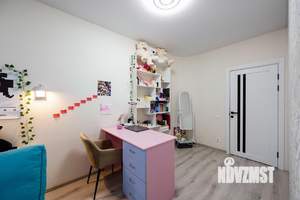 4-к квартира, вторичка, 105м2, 3/3 этаж