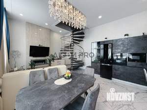 4-к квартира, вторичка, 144м2, 17/17 этаж