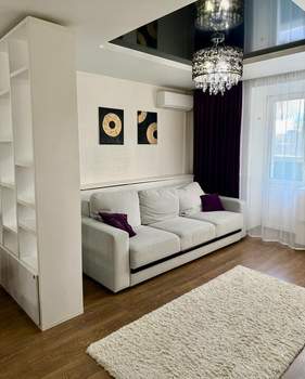 2-к квартира, вторичка, 45м2, 1/9 этаж