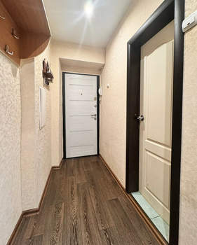 2-к квартира, вторичка, 42м2, 1/5 этаж