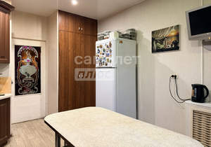 4-к квартира, вторичка, 108м2, 2/5 этаж