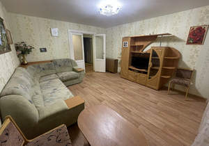 4-к квартира, вторичка, 76м2, 2/9 этаж