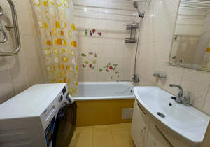 2-к квартира, вторичка, 42м2, 1/12 этаж