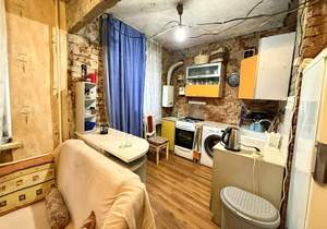 3-к квартира, вторичка, 55м2, 1/3 этаж