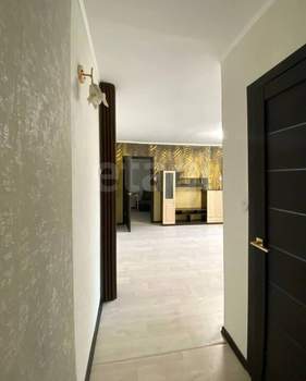 3-к квартира, вторичка, 42м2, 1/5 этаж