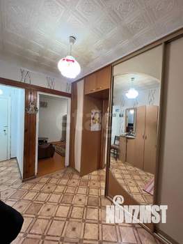 2-к квартира, вторичка, 53м2, 1/5 этаж