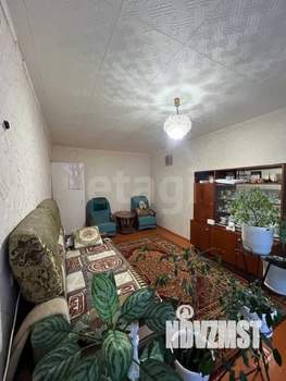 2-к квартира, вторичка, 53м2, 1/5 этаж