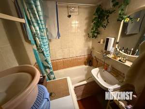 3-к квартира, вторичка, 62м2, 1/9 этаж