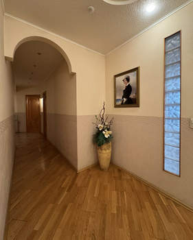 4-к квартира, вторичка, 140м2, 4/5 этаж