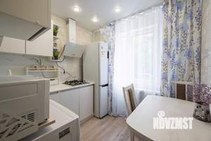 2-к квартира, вторичка, 44м2, 1/5 этаж